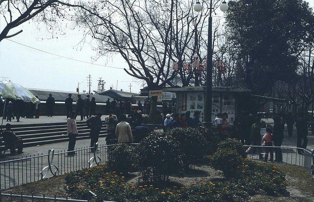 b_vip_987FD423F2FC5D6106D6A1778392CF0D[1]